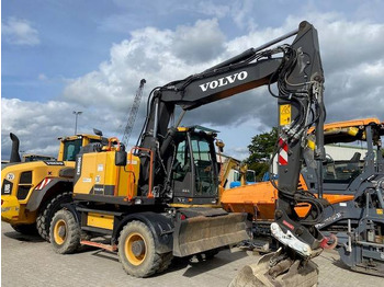 Máy xúc bánh lốp VOLVO EWR150E