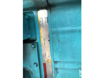 Bộ phát điện Cummins KTA2300G1 GENERATOR 750KVA USED: hình 5 Bộ phát điện Cummins KTA2300G1 GENERATOR 750KVA USED: hình 5