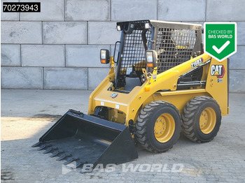 Máy xúc lật đa năng CATERPILLAR 216B3
