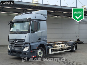 Xe chở container/ Xe tải hoán đổi thân MERCEDES-BENZ Actros 1843