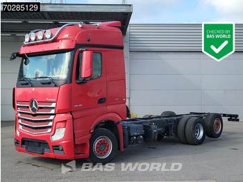 Xe tải khung gầm MERCEDES-BENZ Actros 2548