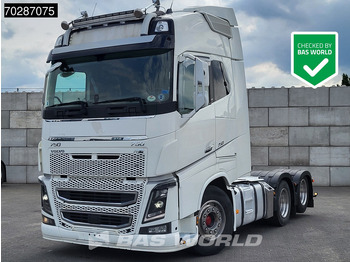 Xe đầu kéo VOLVO FH16 750