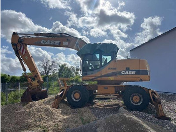 Máy xúc bánh lốp CASE