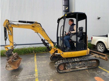 Máy xúc mini Caterpillar CANOPY 302.7DCR MACHINE SUISSE: hình 2