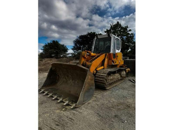 Máy xúc lật bánh xích KOMATSU