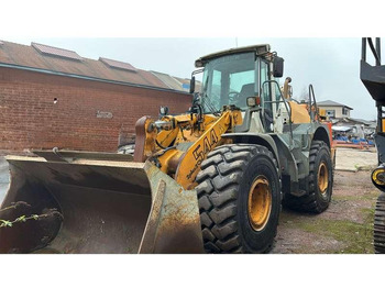 Máy xúc lật bánh lốp LIEBHERR L 544