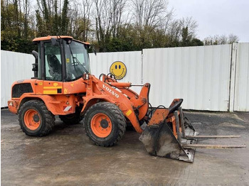 Máy xúc lật bánh lốp VOLVO L30G