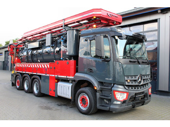 Xe tải chân không MERCEDES-BENZ Arocs 3246