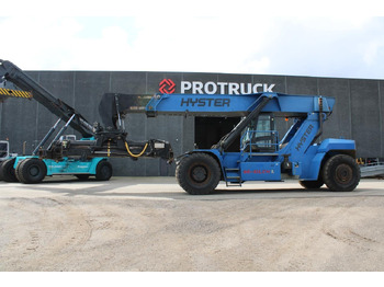 Xe tiếp cận xếp chồng HYSTER