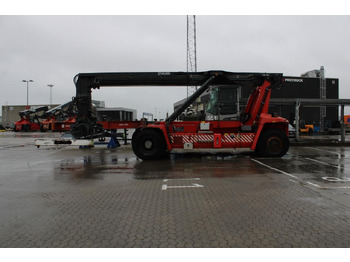 Xe tiếp cận xếp chồng KALMAR