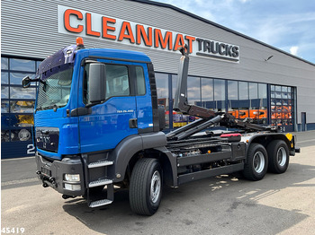 Xe tải nâng móc MAN TGS 26.400