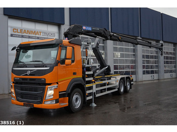Xe tải nâng móc VOLVO FM 410