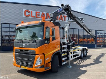 Xe tải nâng móc VOLVO FM 430