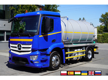 Máy rải phân dạng lỏng MERCEDES-BENZ