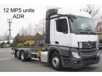 Xe chở container/ Xe tải hoán đổi thân MERCEDES-BENZ Actros 2545