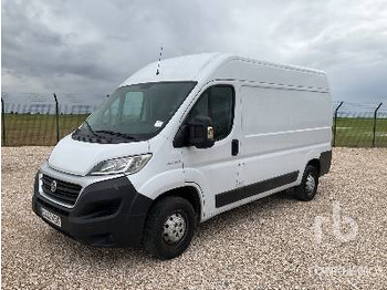 Xe van chở hàng FIAT Ducato