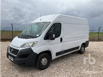 Xe van chở hàng FIAT Ducato