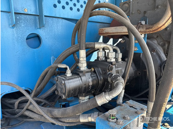 Xe nâng người hình viễn vọng kính 2008 Genie S-65 Piattaforma monobraccio: hình 5