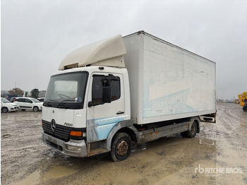 Xe tải hộp MERCEDES-BENZ Atego