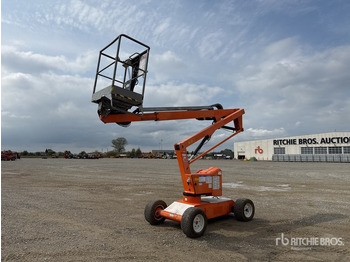 Xe nâng người nhiều khớp nối NIFTYLIFT
