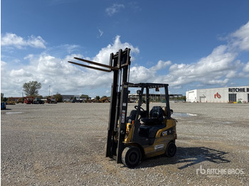 Xe nâng CATERPILLAR GP