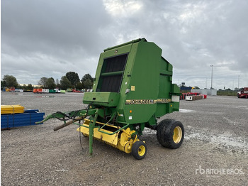Máy đóng kiện tròn JOHN DEERE