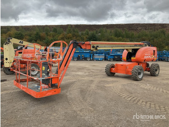 Xe nâng người hình viễn vọng kính JLG