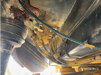 Máy xúc lật bánh lốp 2003 Cat 966G Series II Wheel Loader: hình 4