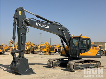 Máy xúc bánh xích HYUNDAI R215L