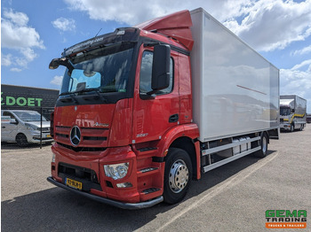 Xe tải hộp MERCEDES-BENZ Antos