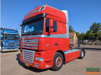 Xe đầu kéo DAF XF 105 460