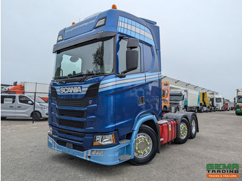 Xe đầu kéo SCANIA S 500