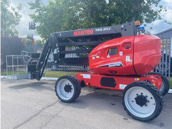 Xe nâng người nhiều khớp nối MANITOU