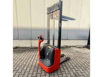 Máy xếp chồng LINDE L