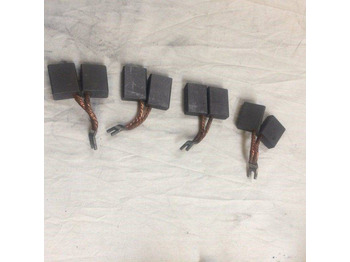 Phụ tùng MITSUBISHI