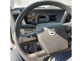 Xe bồn VOLVO FM: hình 2