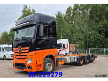 Xe tải khung gầm MERCEDES-BENZ Actros