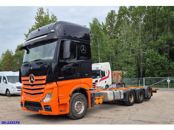 Xe tải khung gầm MERCEDES-BENZ Actros