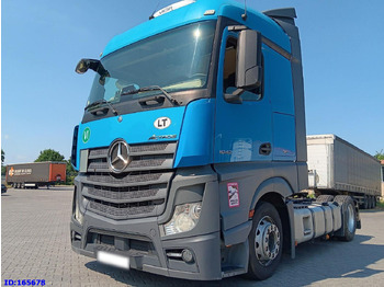 Xe đầu kéo MERCEDES-BENZ Actros 1842