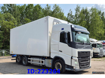 Xe tải đông lạnh VOLVO FH13 460
