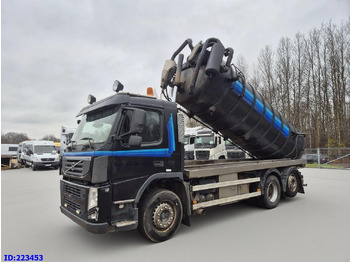 Xe bồn VOLVO FM11