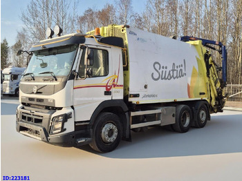 Xe tải chở rác VOLVO FMX