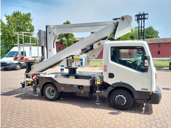 Nền bục trên không gắn trên xe tải PALFINGER