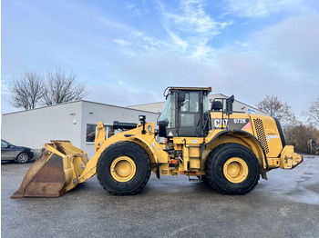 Máy xúc lật bánh lốp CATERPILLAR 972K
