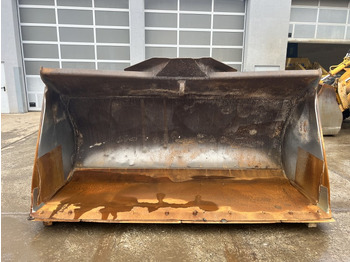 Máy xúc lật bánh lốp LIEBHERR