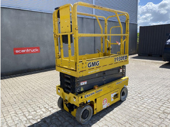 Máy nâng người hình kéo GMG