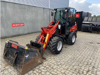 Máy xúc lật mini gấp khúc MANITOU MLA 5-50 H