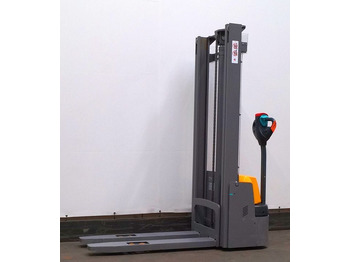 Máy xếp chồng JUNGHEINRICH EJC