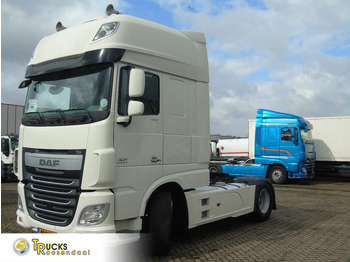 Xe đầu kéo DAF XF 460