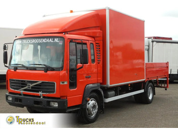 Xe tải thùng lửng/ Phẳng VOLVO FL 220